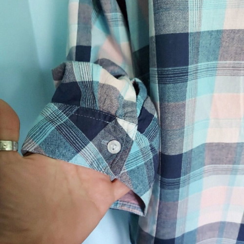 Cotton checked shirt like new, sizes 2XL and 3XL