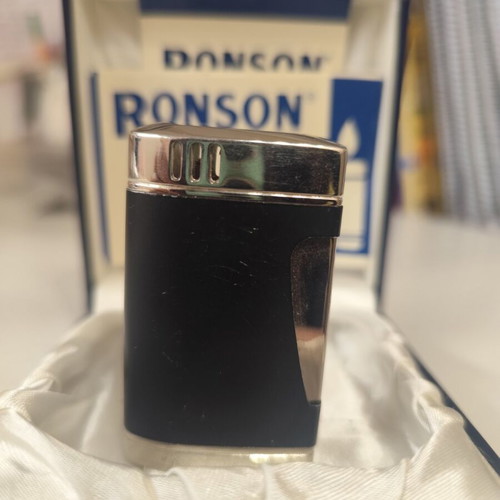 Ronson Electronic vintage lighter mint condition