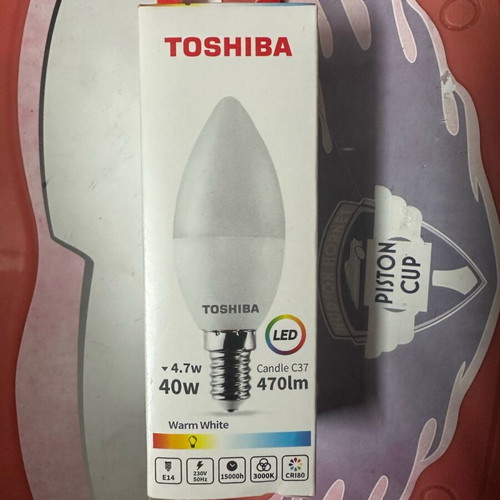 Toshiba LED bulb for E14 socket, C37 shape, warm white, pack of 5 new