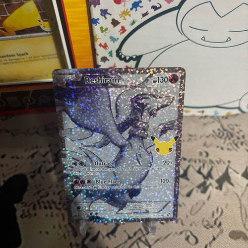 Pokemon card Reshiram holographic new - 32,50 - Vendora.cy Pokemon card Reshiram holographic new - 32,50 - Vendora.cy