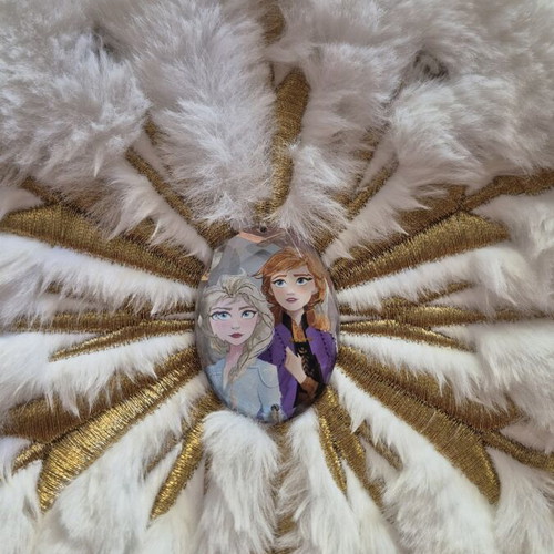 Frozen 2 collectible bag Disney like new, white and silver