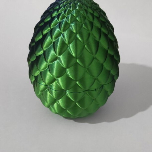 3D Printed Dragon with Two-Tone Egg new