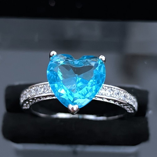 Heart Ring with Blue Stone and Zirconia Elegant Design new