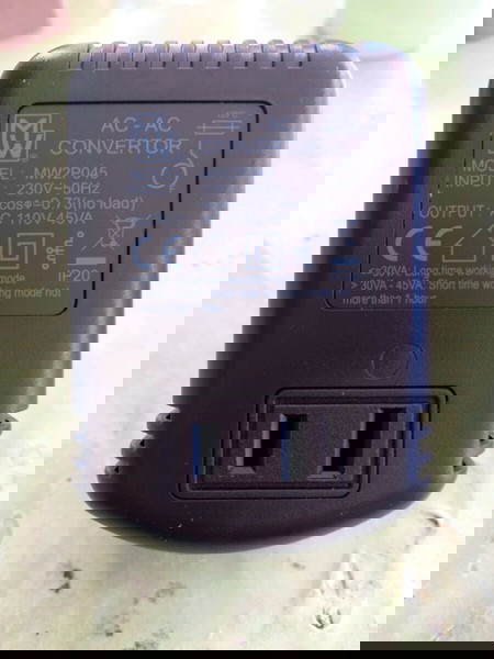ανταπτορας ολοκαίνουριος από 220v AC σε 110V AC