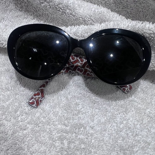 Burberry sunglasses rare model