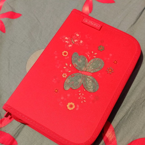 Pencil case suitcase used in excellent condition