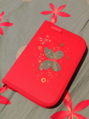 Pencil case suitcase used in excellent condition