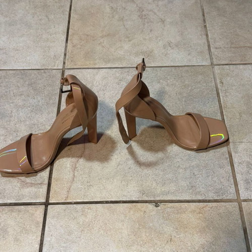 Aldo cream iridescent heeled sandals with strap size 38 new