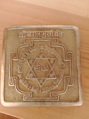 Feng Shui mandala made of metal alloy like new for good luck