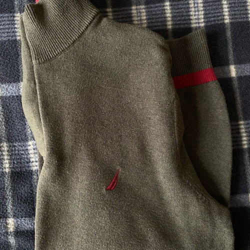 Nautica men's sweater green like new, size L