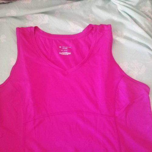 Tek Gear Dry Tek fuchsia sports top size XXL like new