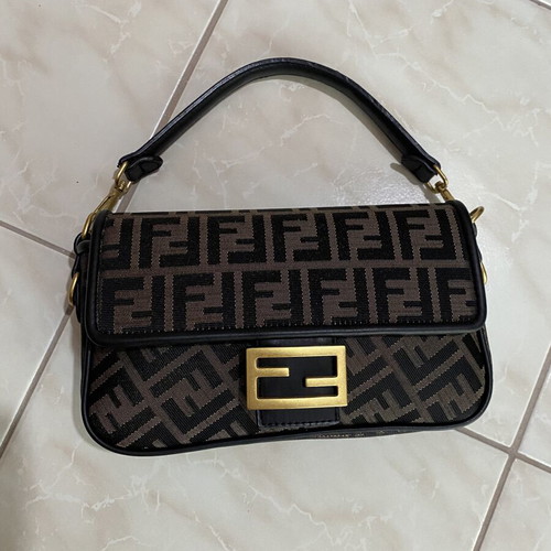 Bag with patterns, black and brown