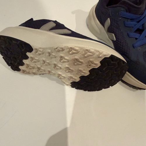 Veja children's sneakers like new, sizes 23.5-24, blue