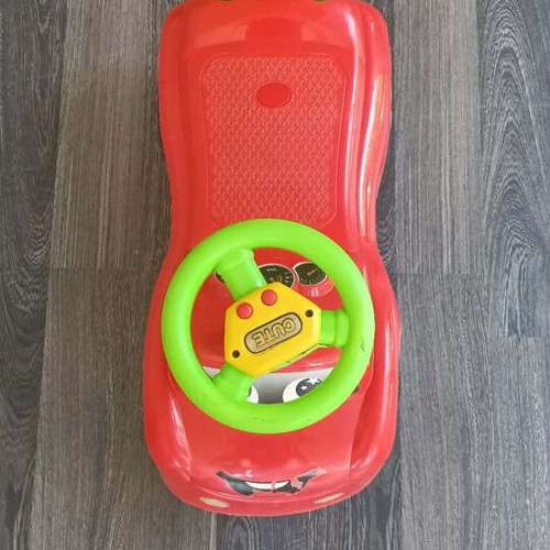 Baby walker car like new