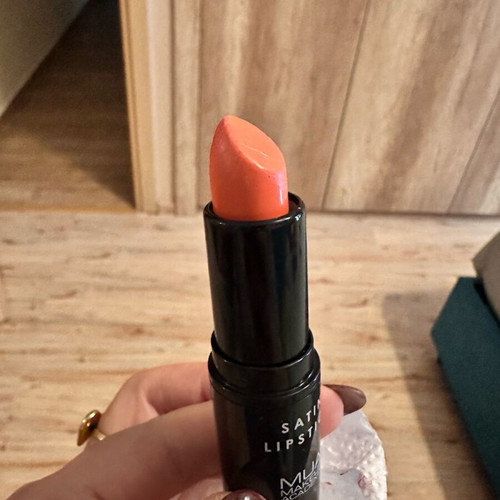 Satin Lipstick from MUA new