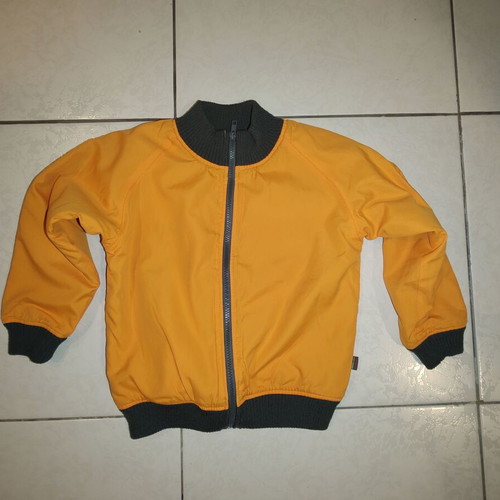 Children's jacket used for 6-year-old boy orange