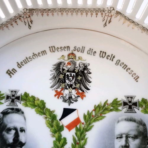 Collectible porcelain decorative plate Germany WWI like new