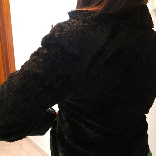 Le comte jacket synthetic fur like new, black