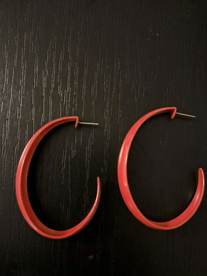 Vintage retro red hoop earrings like new