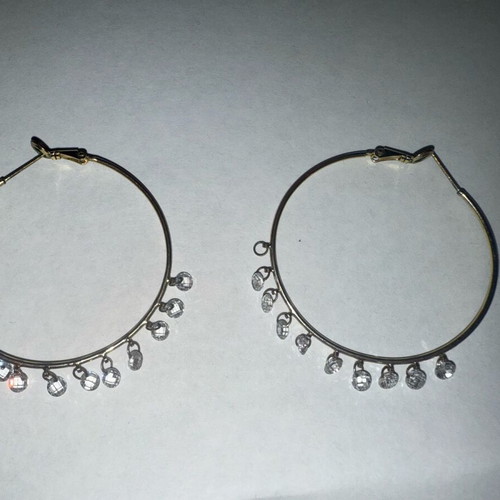 Earrings like new, pack of 6, gold-colored