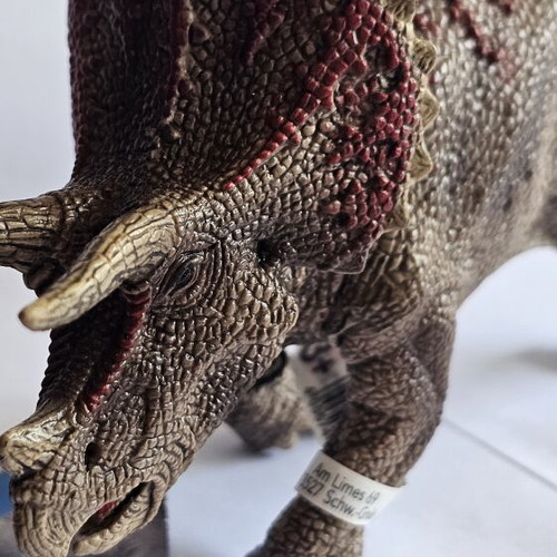Φιγούρα Triceratops Schleich 15000, συλλεκτική μινιατούρα
