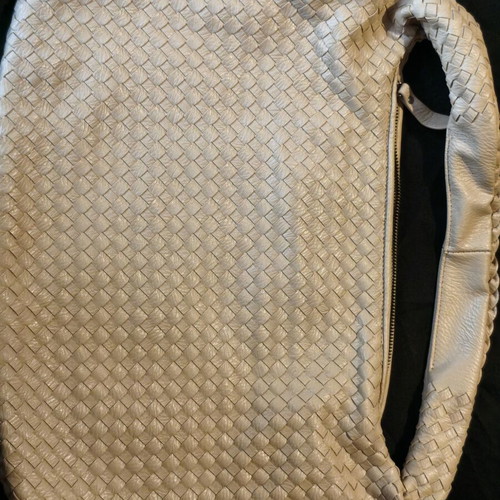 Large shoulder bag like new, beige with woven texture