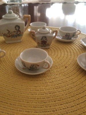 50s porcelain service set. (for collection)