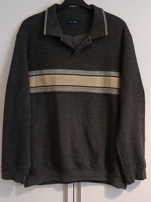 Men's sweatshirt gray with beige stripe size XL like new