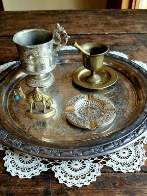 Vintage decoration set used, 5 pieces with Oneida silver-plated tray