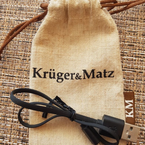 Kruger&Matz Bluetooth headphone with wooden body like new