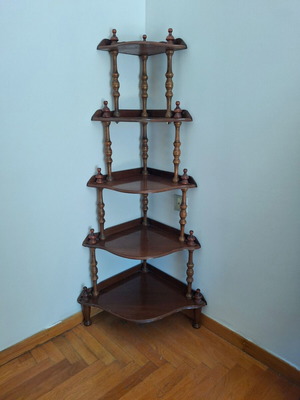 Classic Wooden Corner Shelf like new, height 125 cm, Victorian style