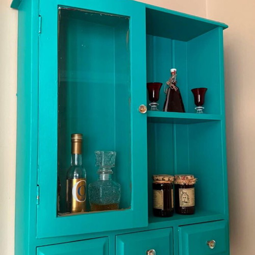 Wall cabinet used
