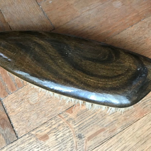Vintage wooden hairbrush like new