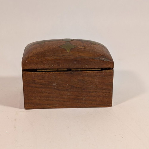 Wooden incense box used with bronze details 7.5x5x5.5cm