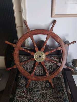 Authentic ship steering wheel used, mahogany 93 cm
