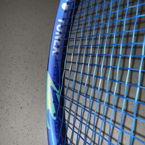 Yonex Ezone 98 305gr Blast Blue L4 tennis racket like new