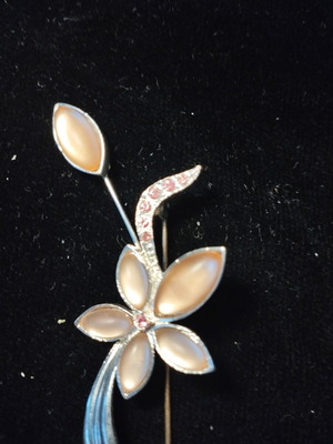 Pin used gray and pink