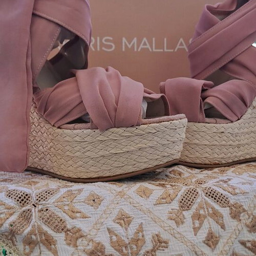 Tsakiris Mallas platform sandals like new, beige and pink, size 37
