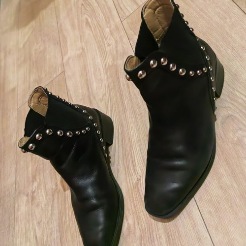 Women's ankle boots size 37 like new, black