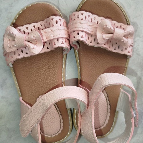 Children's sandals size 25 pink like new