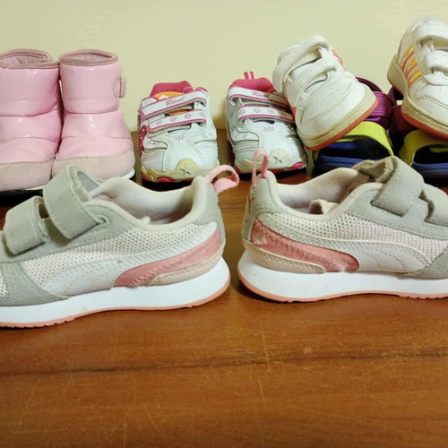 Puma kids shoes like new, size 25