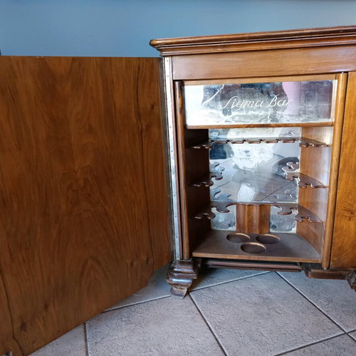 Sigma sewing machine used with wooden cabinet and bar door