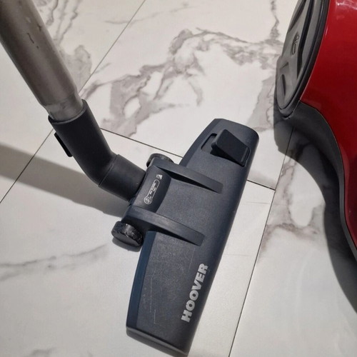 Hoover Breeze vacuum cleaner 700W like new 2Lt
