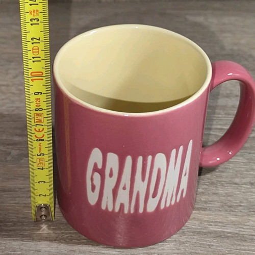 Mug with Grandma logo new