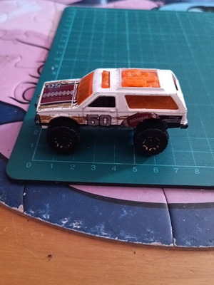 Hot Wheels Chevy Blazer 4x4 HW Sports Football #50 2018