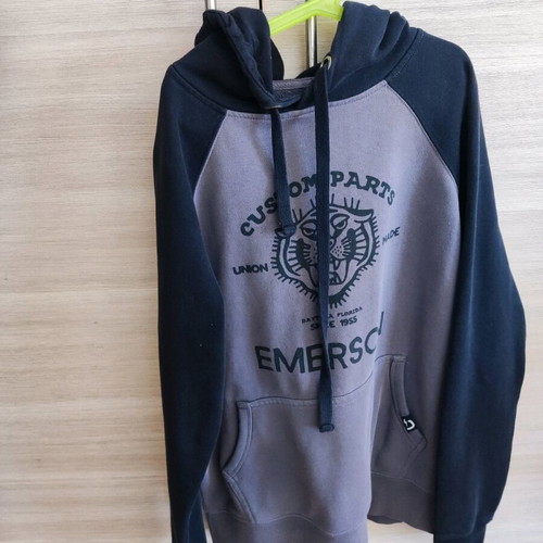 Fleece Emerson sweatshirt 13-14 years modern and warm