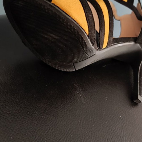 Suede sandals new, black and yellow, size 37, 7 cm heel