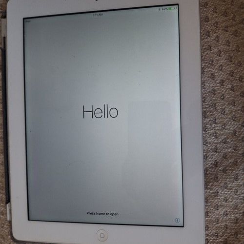 iPad 4th Gen Model A1458 16GB White with Charger and Case