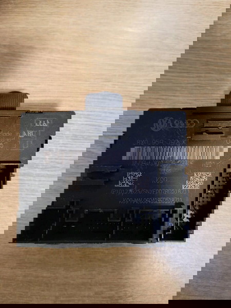 Модул на вратата / ECU за Audi A1 - от страната на пътника - 8X0959792K / 8X0 959 792 K