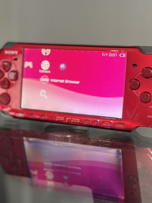 Sony PSP 3000 Radiant Red handheld console